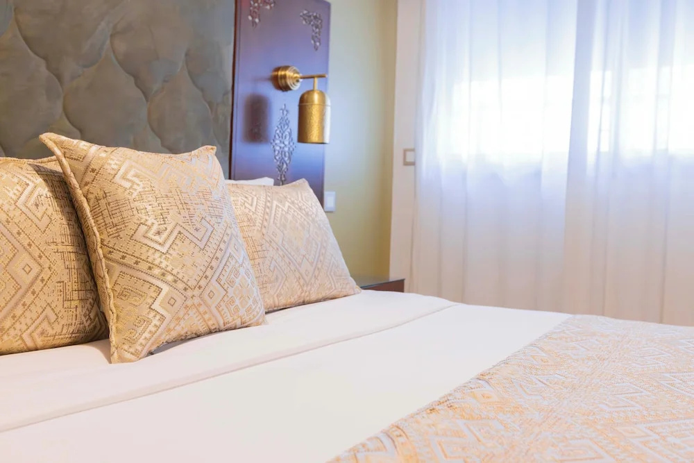 Residence hoteliere- Moroccan Floors