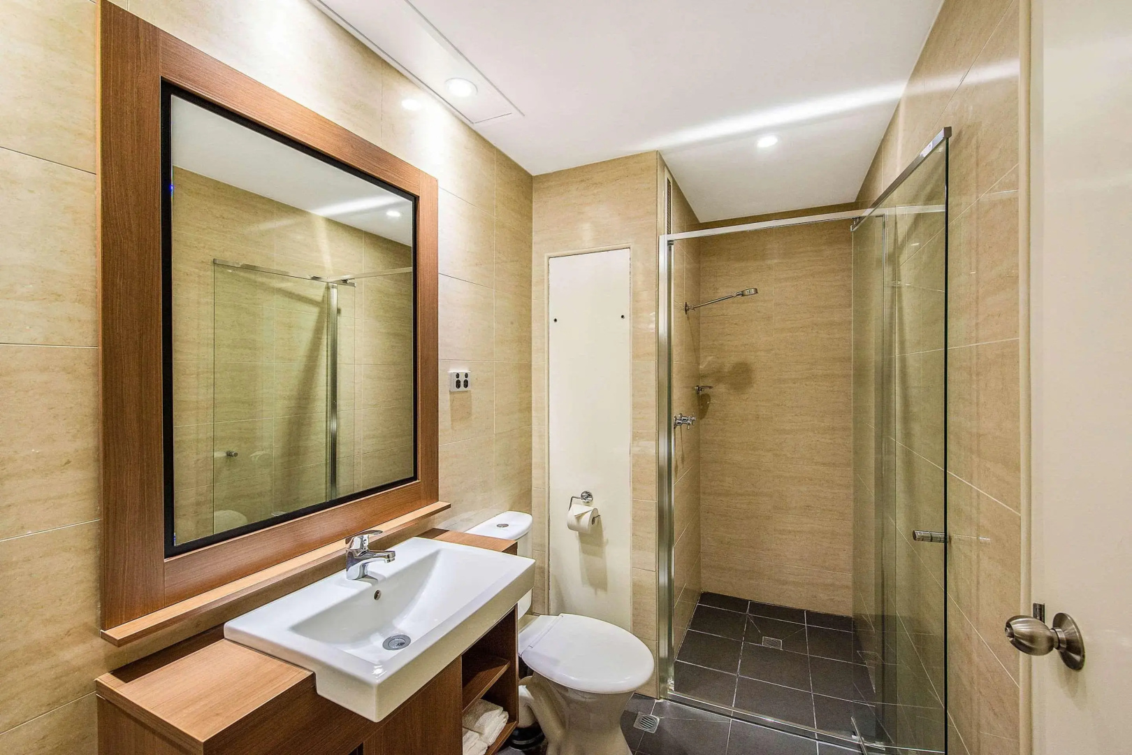 Photo - Quality Hotel Ambassador Perth