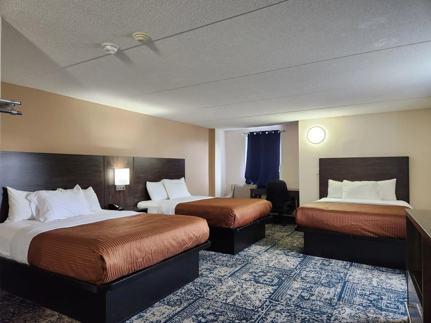 Foto - Falls Lodge & Suites