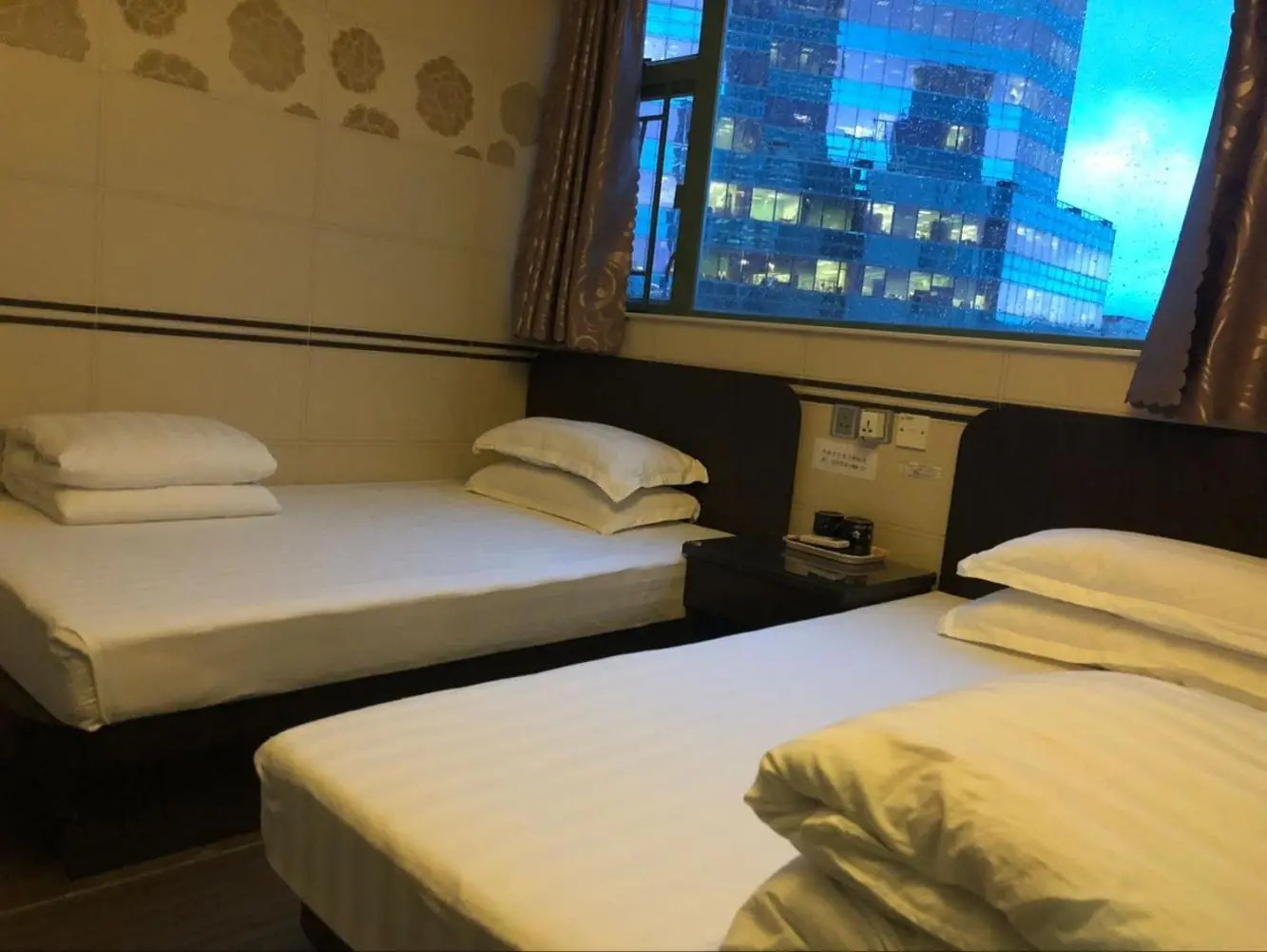 Photo - Hong Kong Astronaut's Hotel
