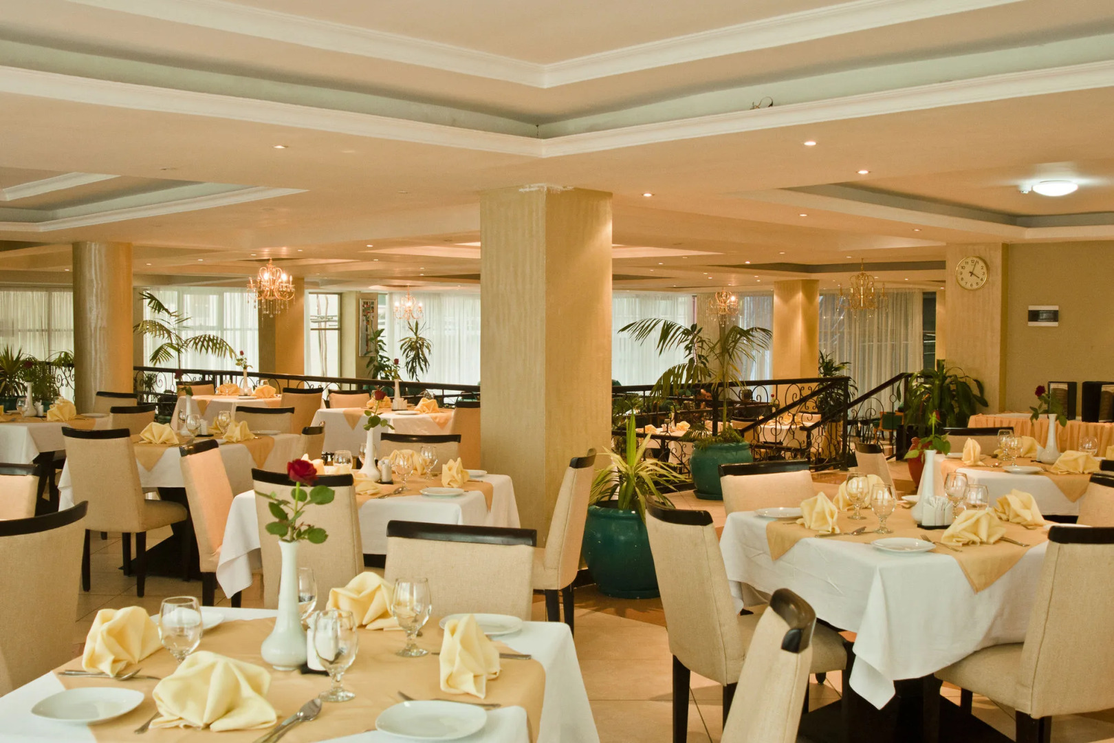 Foto - Ambassador Hotel