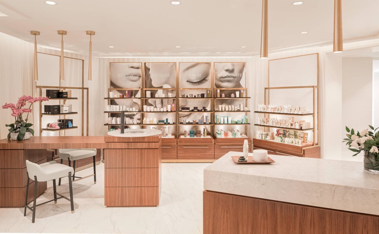 Photo - the DOUGLAS, Autograph Collection