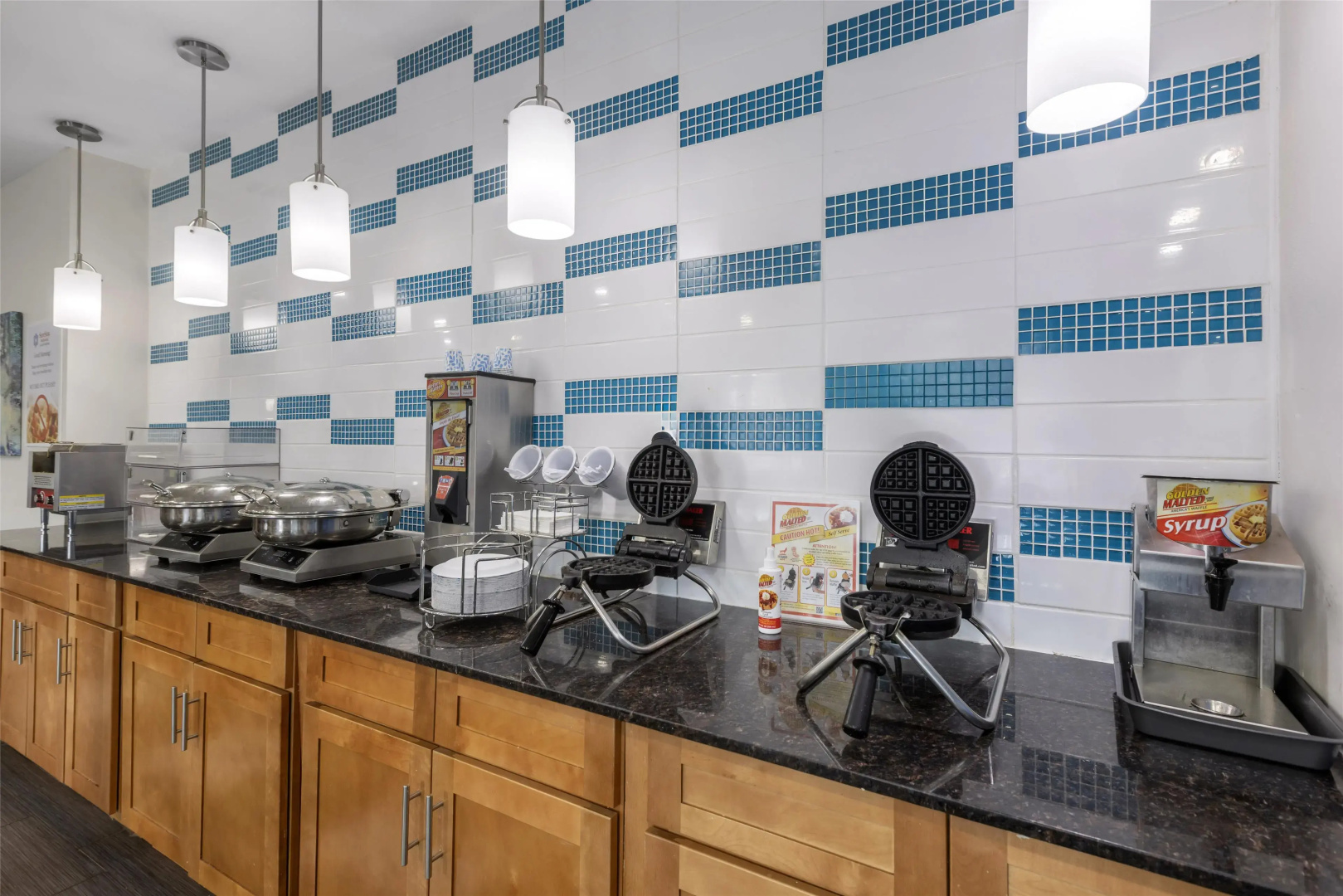 Foto - SureStay Plus Hotel by Best Western Niagara Falls East