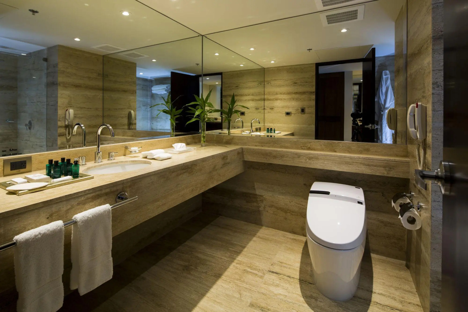 Foto - Swissotel Lima