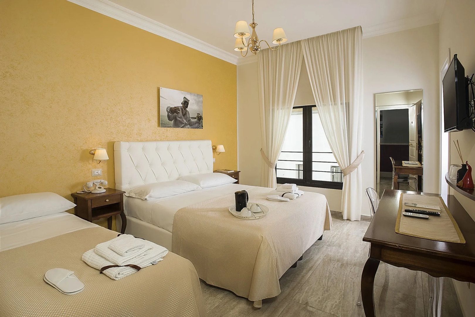 Photo - NeapolitanTrips Hotel