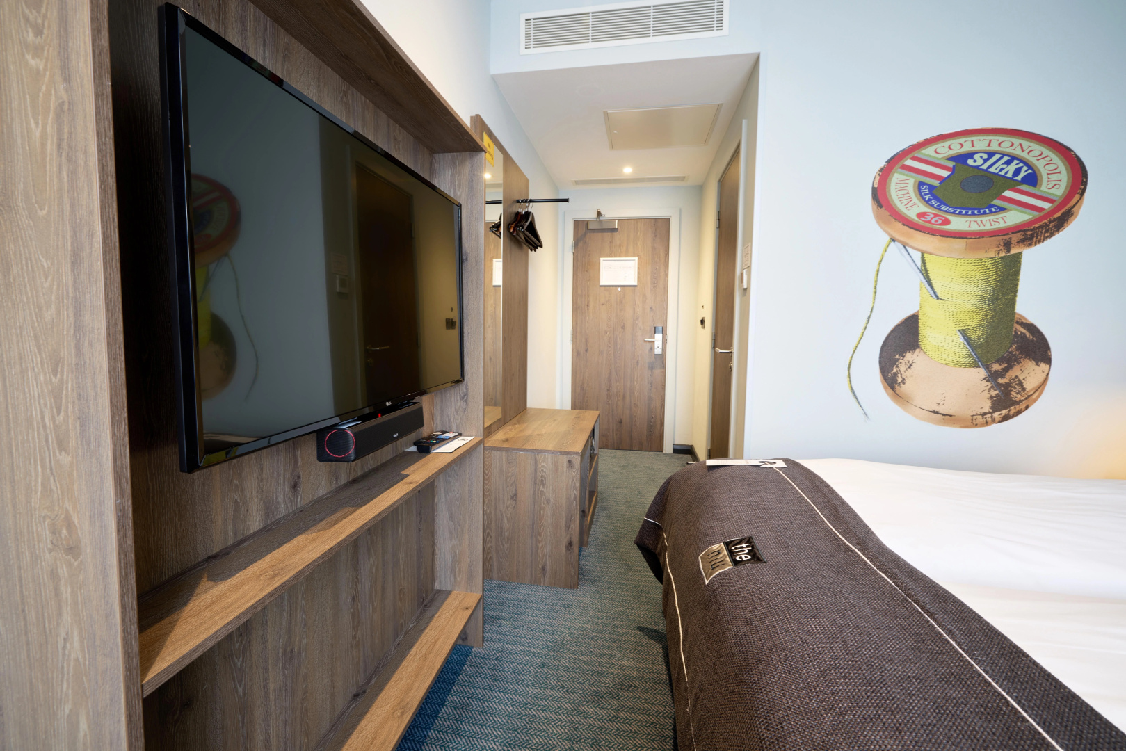 Photo - Holiday Inn - the niu, Loom Manchester North by IHG