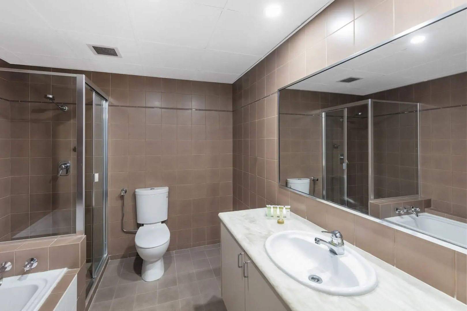 Photo - Nesuto Woolloomooloo Sydney Apartments