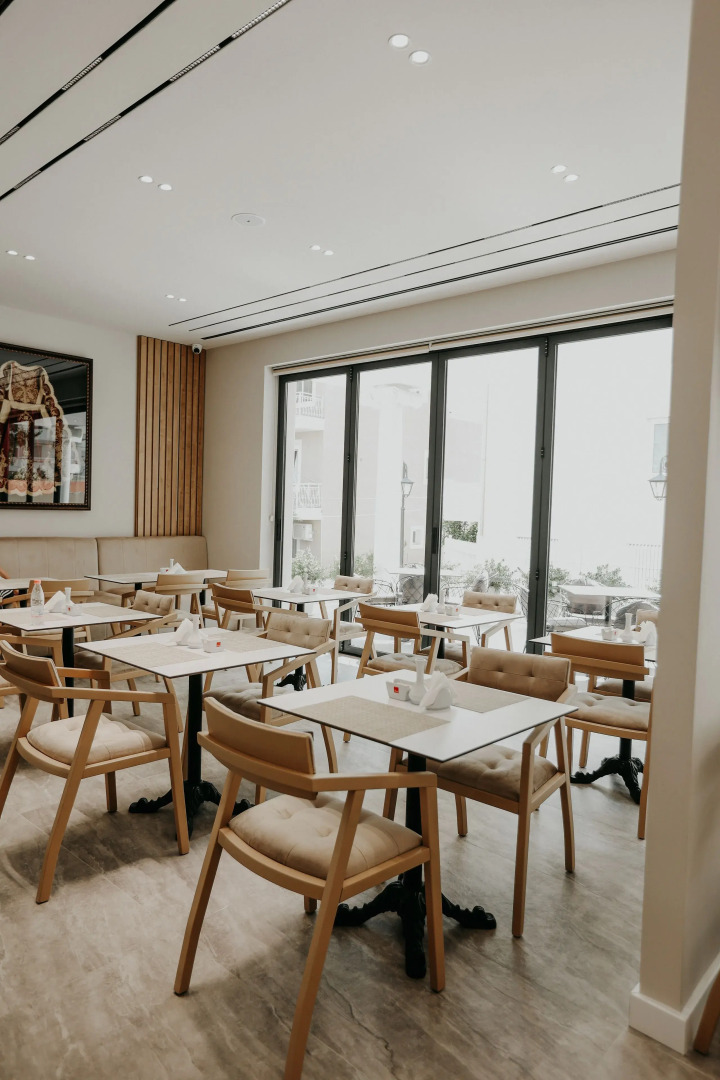 Photo - Seaside Hotel