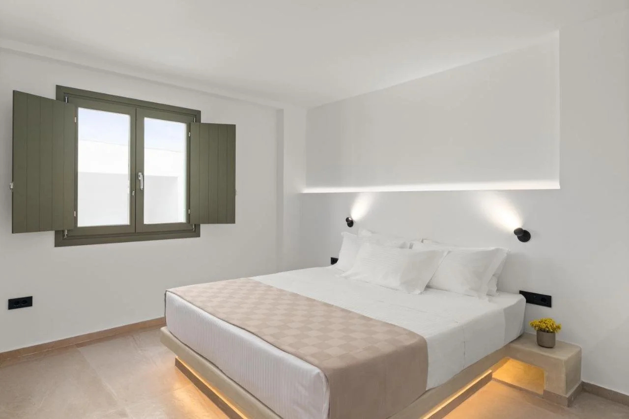 Dream of Paros