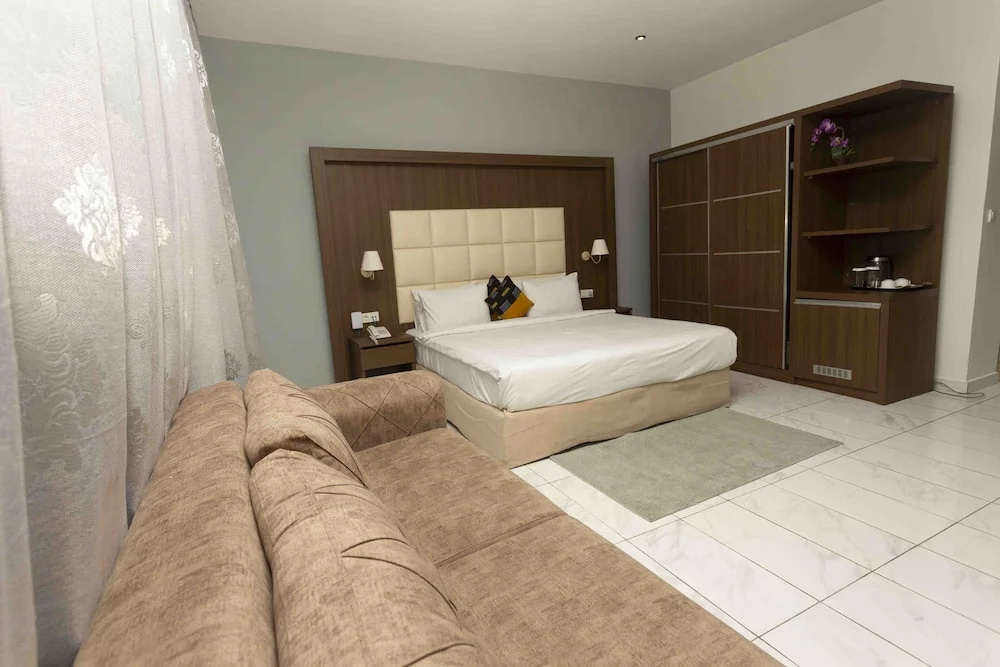 Photo - San Marino Hotel
