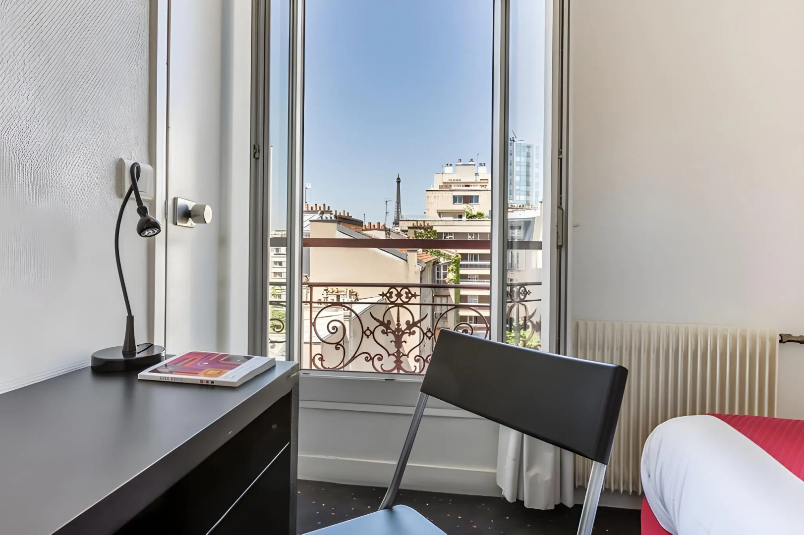 Photo - The Originals City, Hôtel Lecourbe, Paris Tour Eiffel