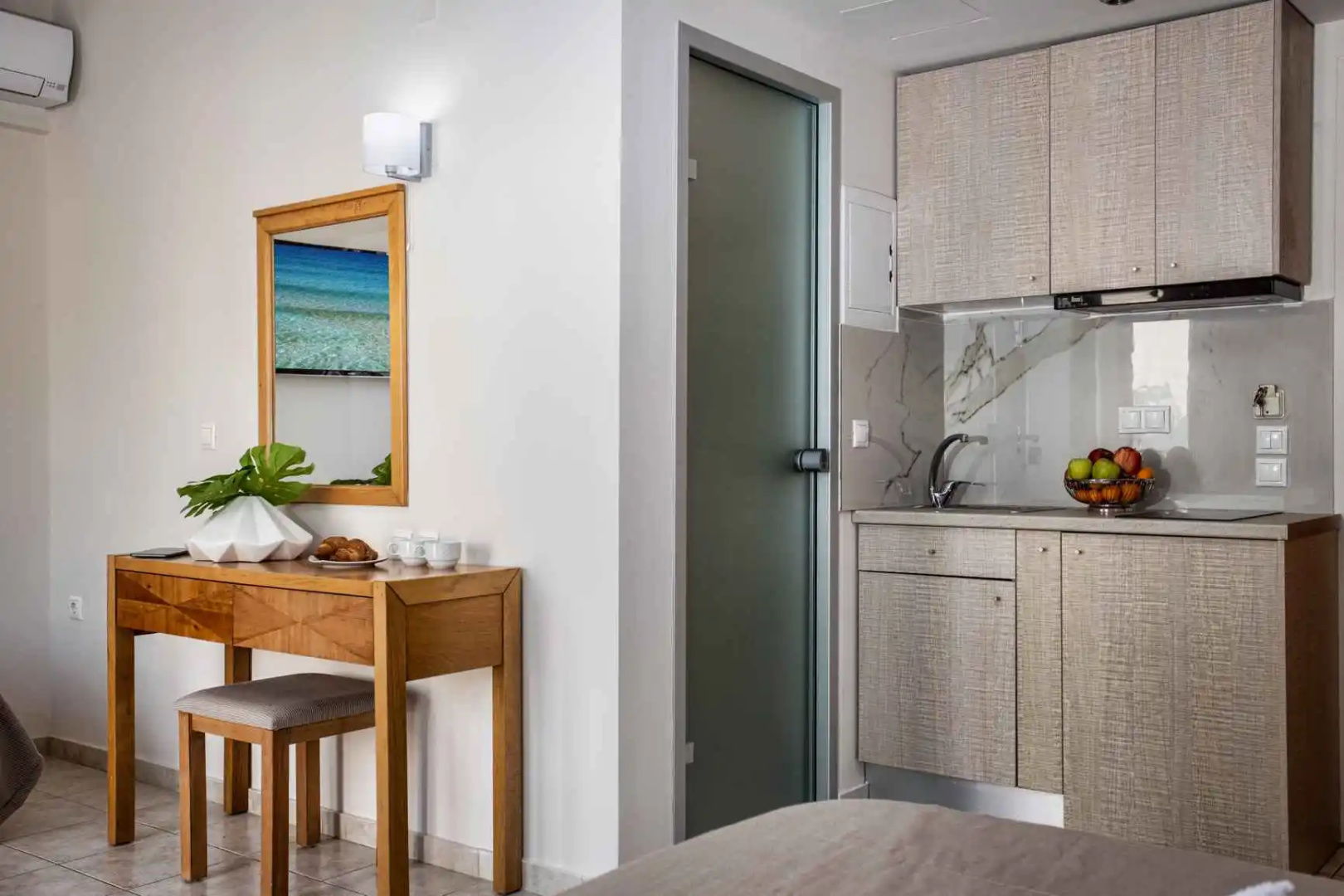 Photo - Mary Hotel & Mary Royal Suites