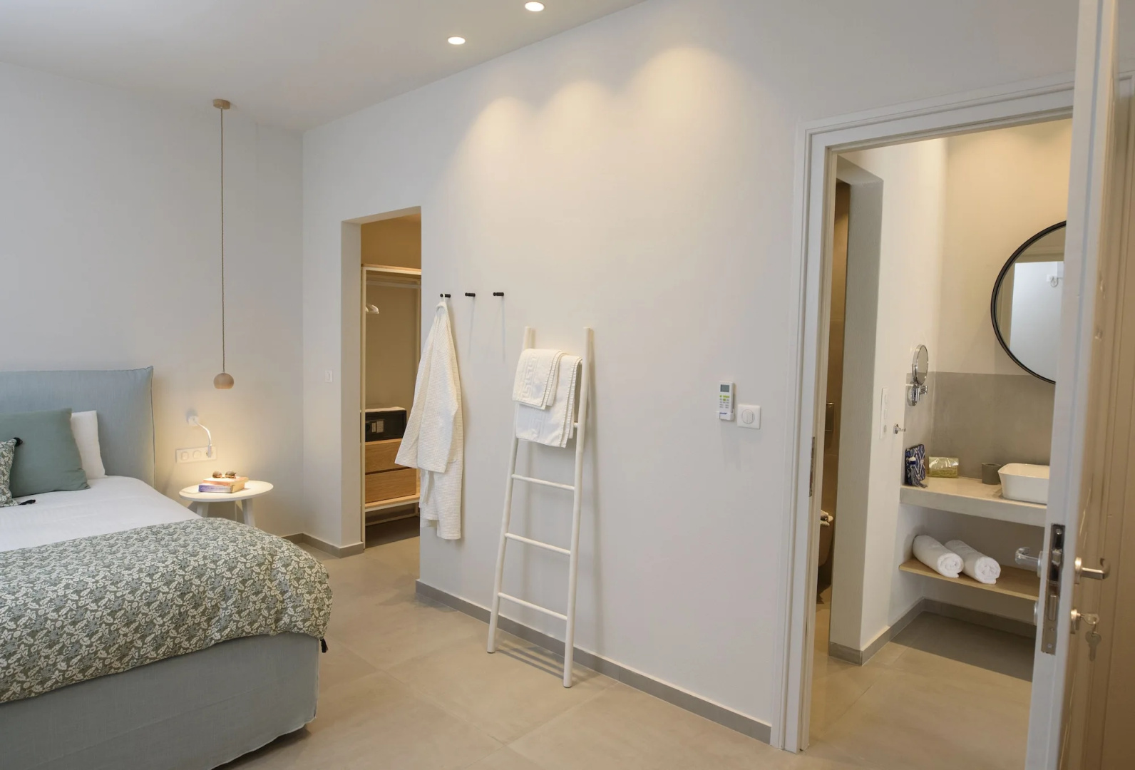 Vigla Hotel