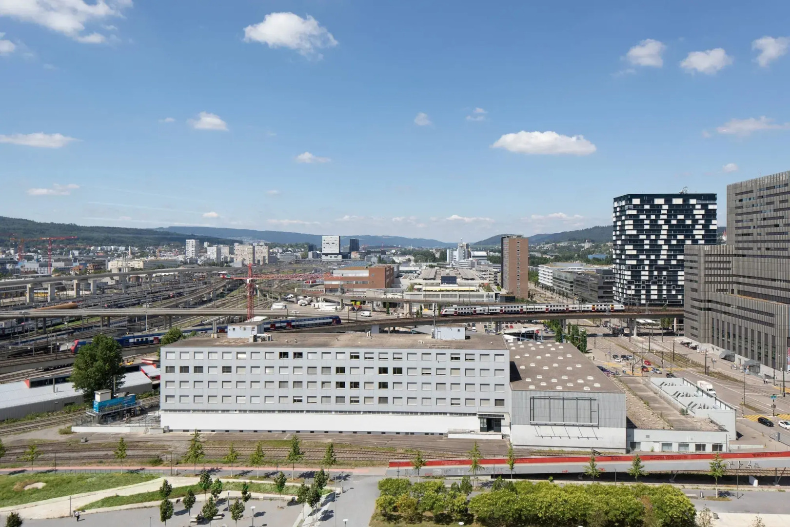 Photo - Renaissance Zurich Tower Hotel