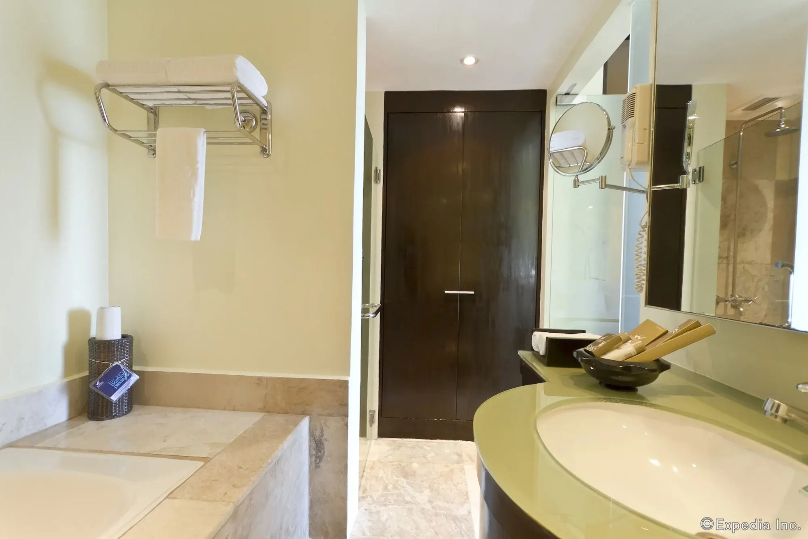 Foto - Waterfront Cebu City Hotel & Casino