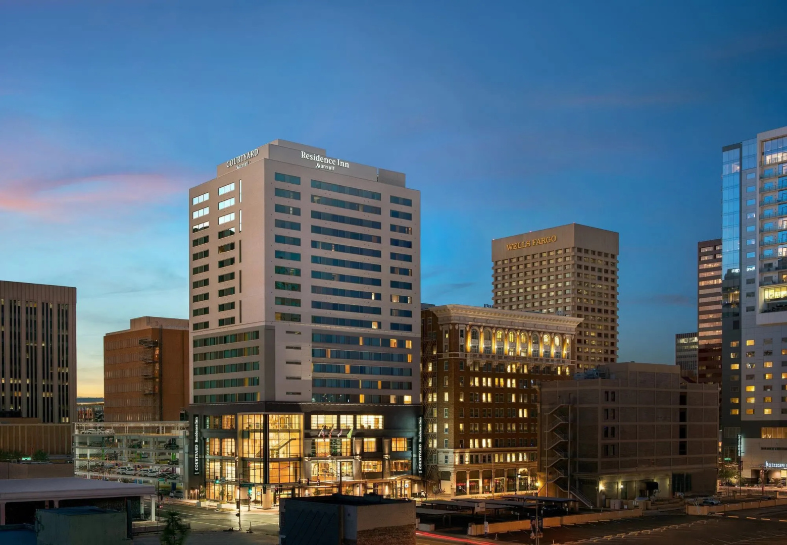 Photo - Courtyard by Marriott Phoenix Downtown