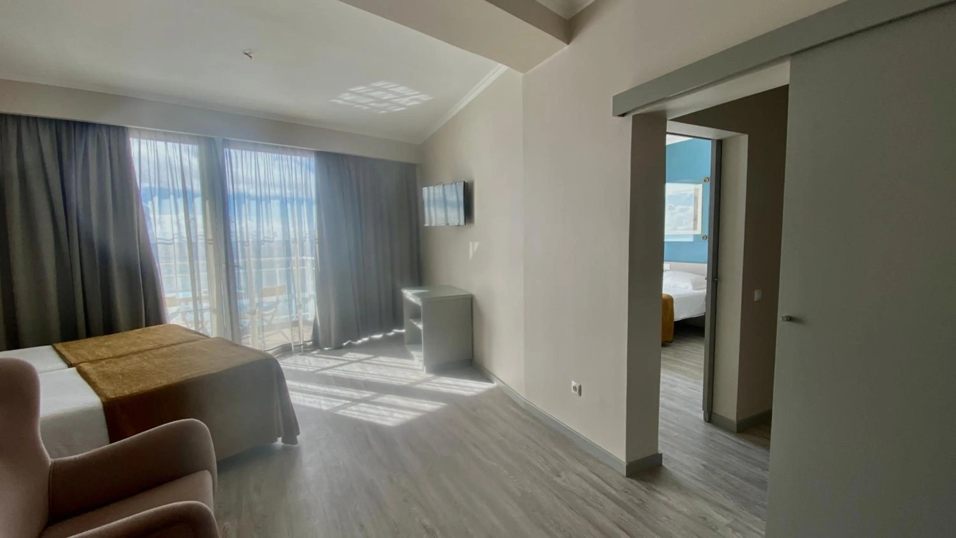 Photo - Hotel Orca Praia – Adults Only