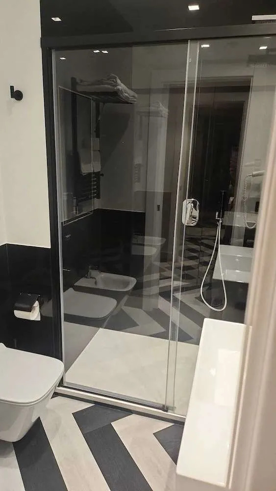 Photo - The White Lodge