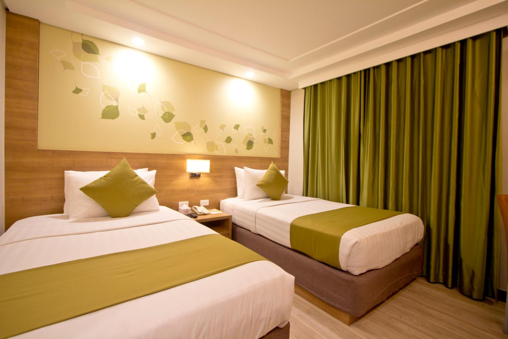 Foto - Crown Regency Hotel Makati