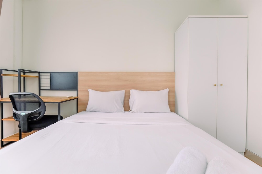 Good Deal 2Br Apartment At Transpark Cibubur Near Shopping Center