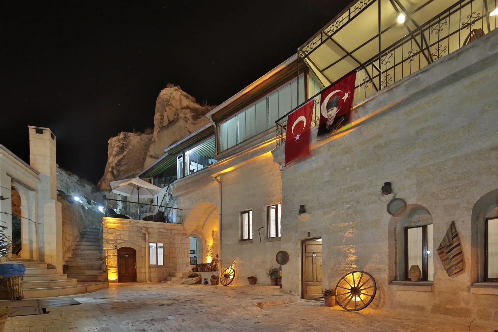 Photo - View Cave Hotel