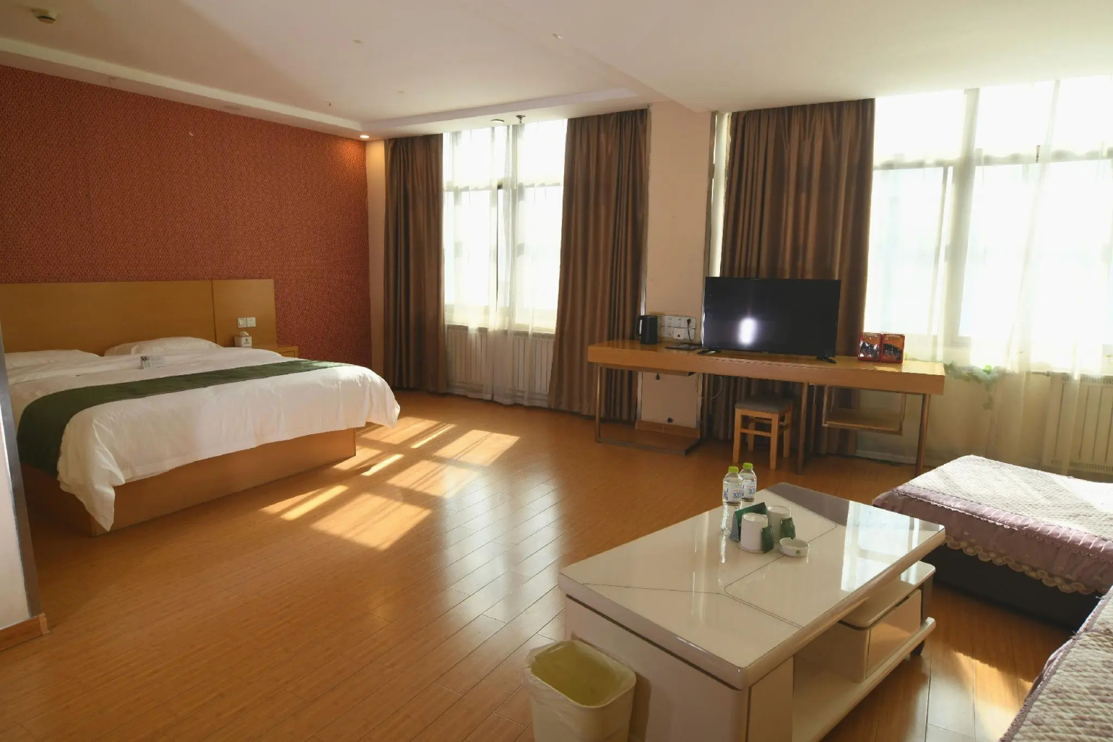 GreenTree Inn Shandong Linyi Yishui County Angel Garden Express Hotel