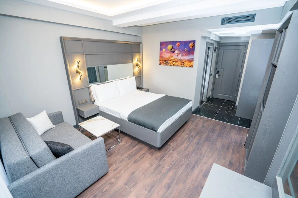 Photo - 216 Style Suite