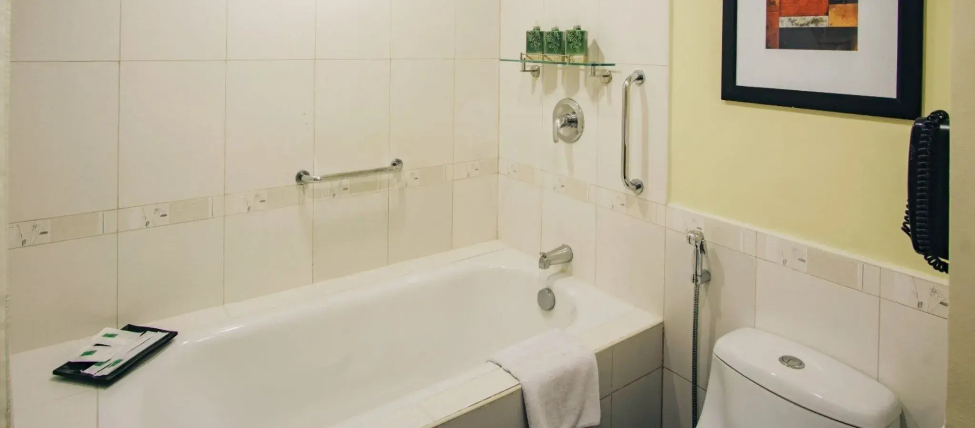 Photo - Greenhills Elan Hotel Modern - Newly Renovated