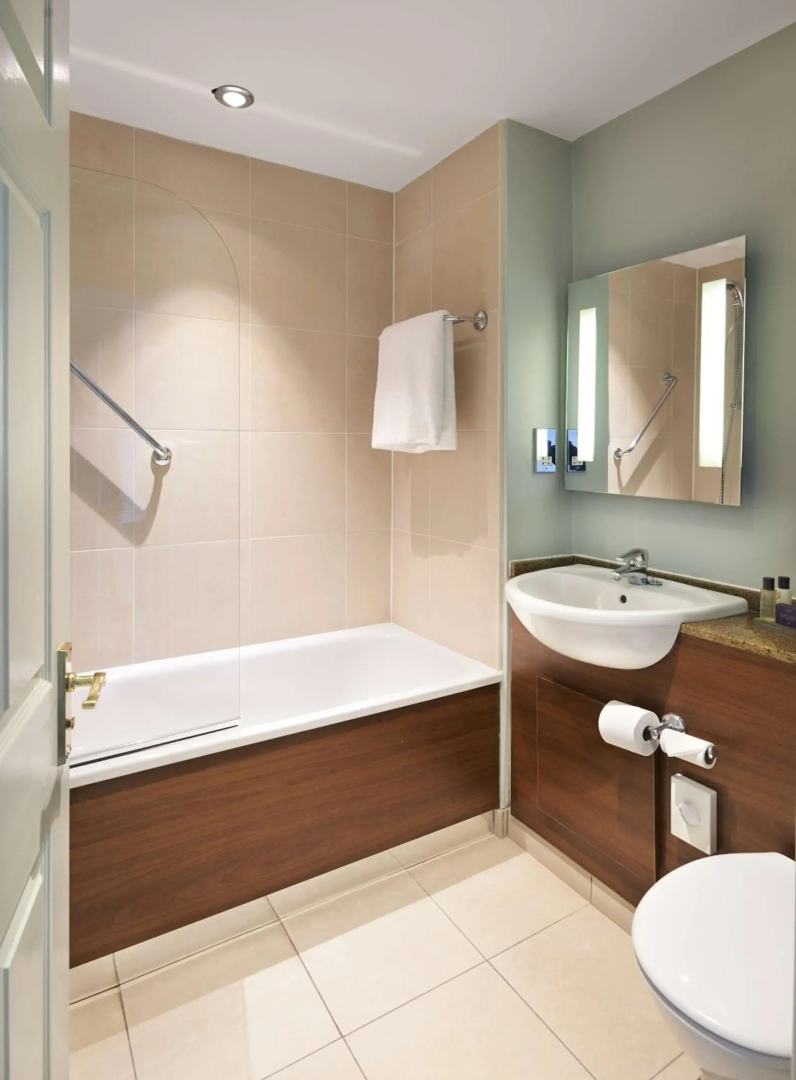 Photo - Mottram Hall