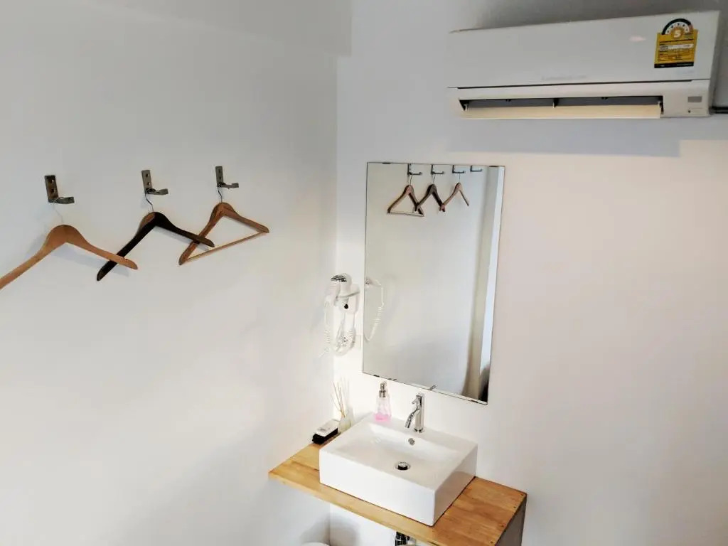 Photo - HOLY SHEET Hostel