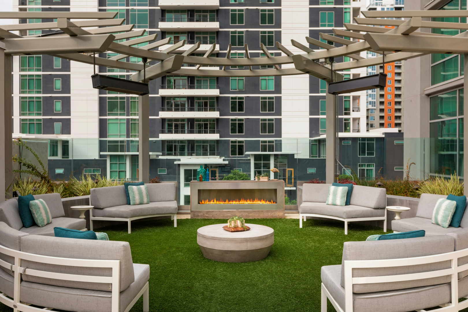 Photo - Carte Hotel San Diego Downtown, Curio Collection by Hilton