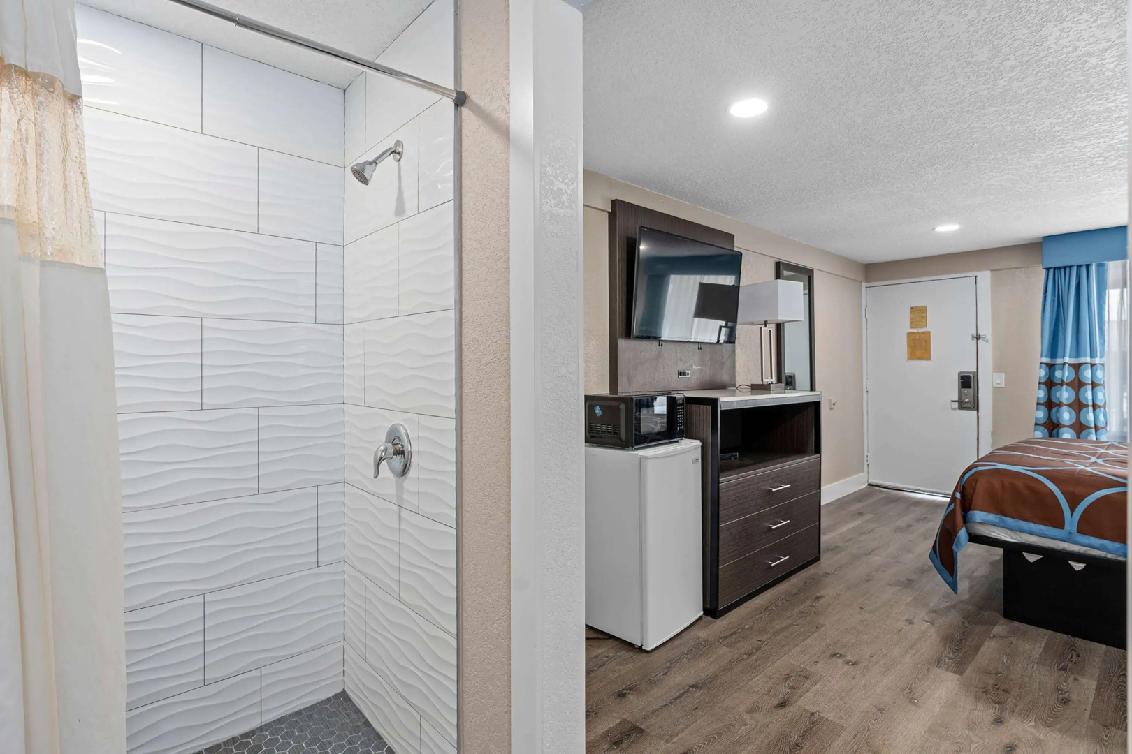 Foto - Super 8 by Wyndham Kissimmee-Orlando
