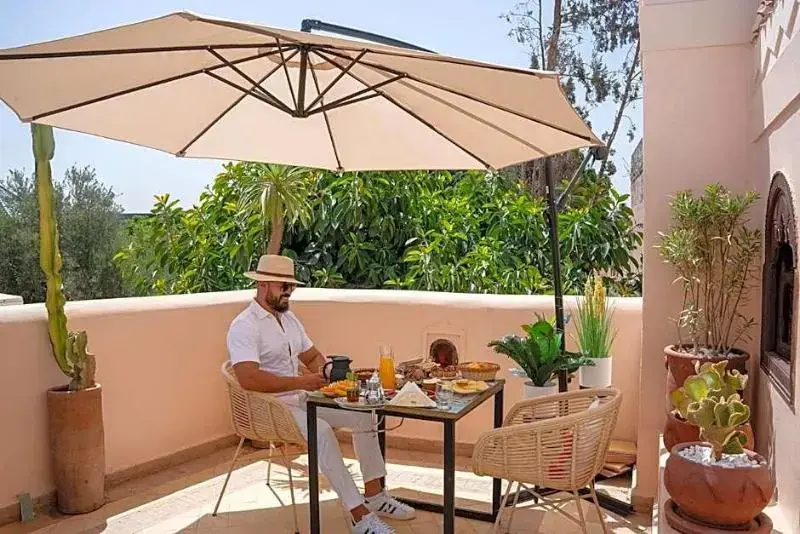 Foto - Riad Yalla habibi