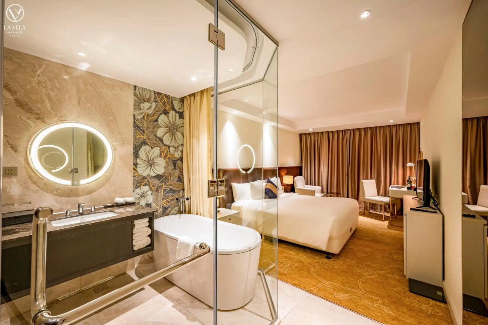 Photo - La Vela Saigon Hotel