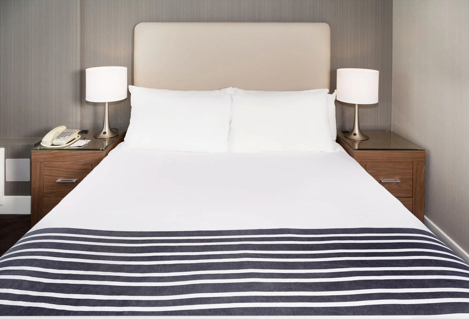 Photo - Sandman Hotel Langley