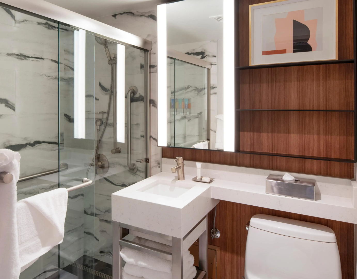 Photo - DOWNTOWN LAS VEGAS Beautiful Unit at 4 Queens Casino FREMONT