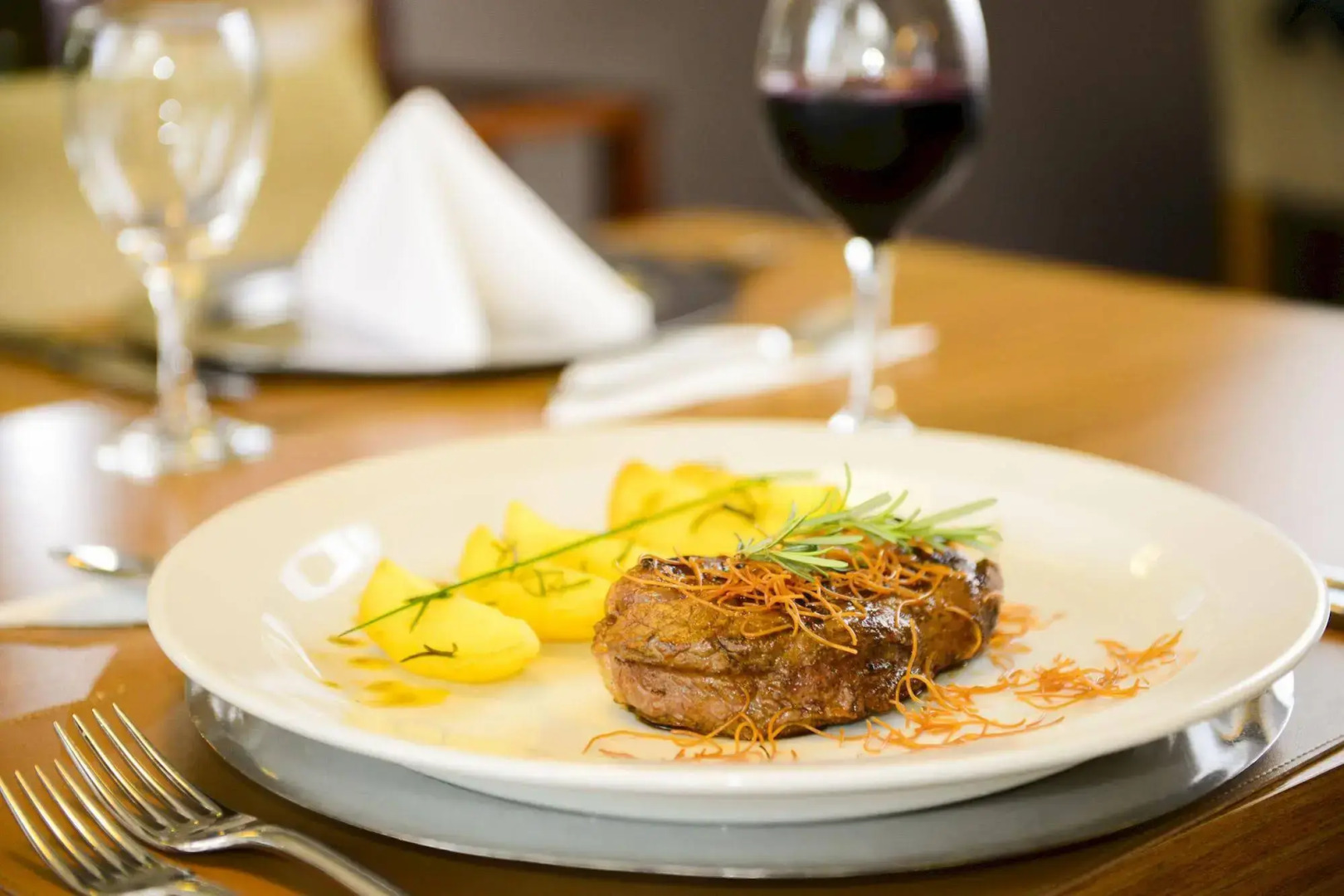 Foto - Nadai Confort Hotel e Spa