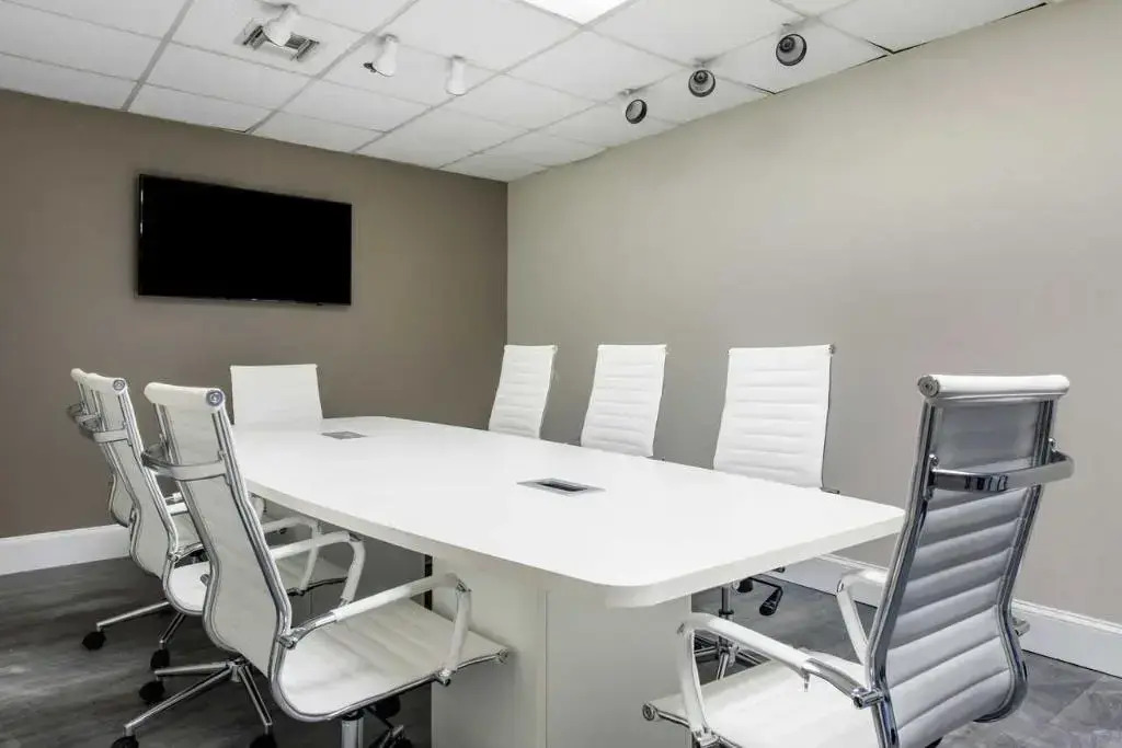 Photo - Palazzo Lakeside Hotel