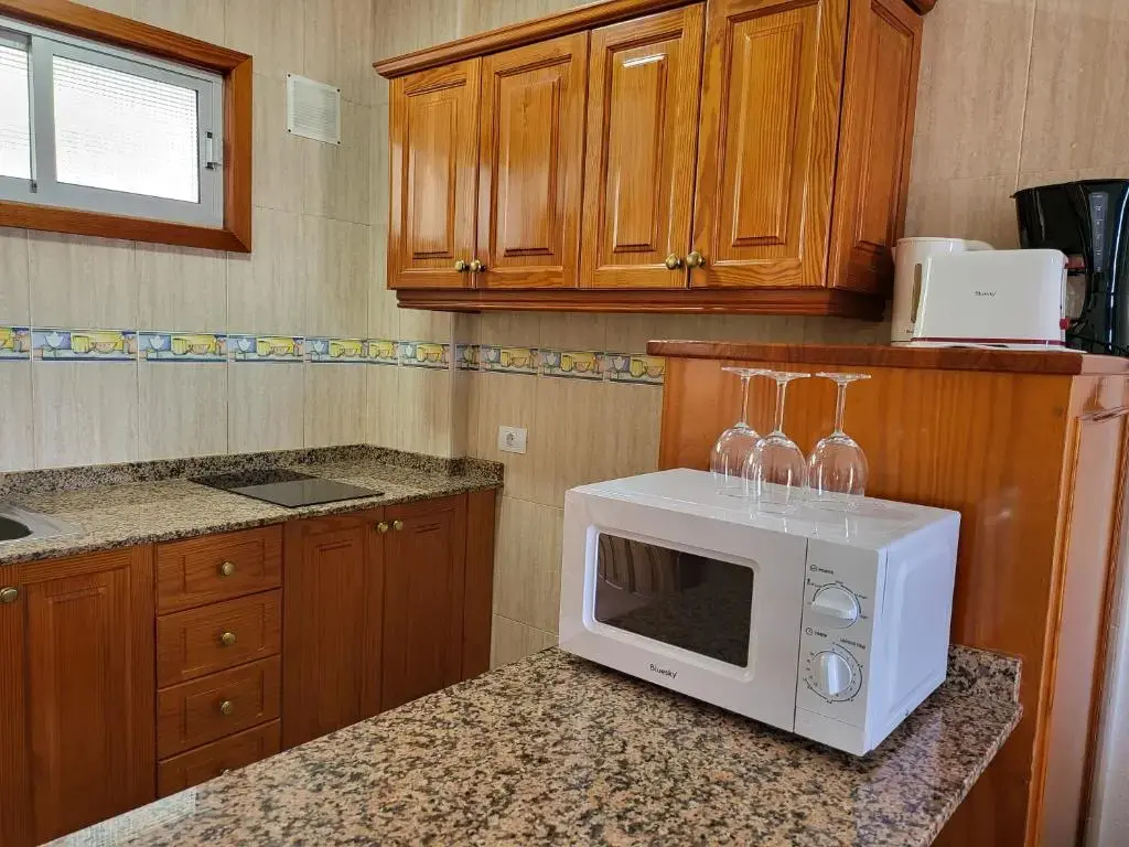 Photo - Las Camelias Apartments