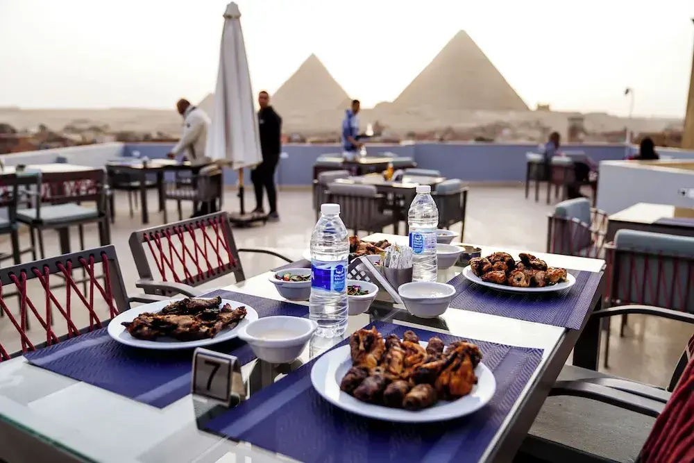 Photo - Pyramid Edge Hotel & Exclusive Pyramids View Rooftop