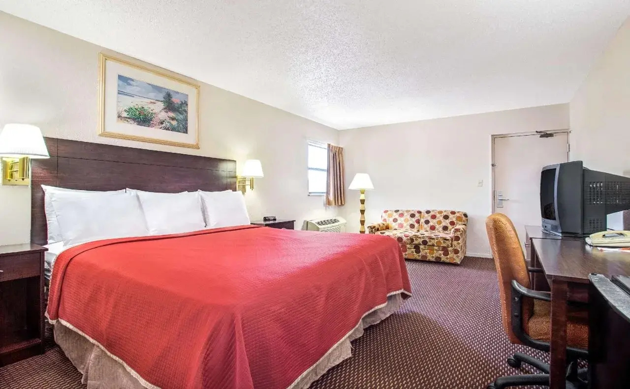 Foto - Holiday Inn Express & Suites Tampa Stadium – Airport Area by IHG