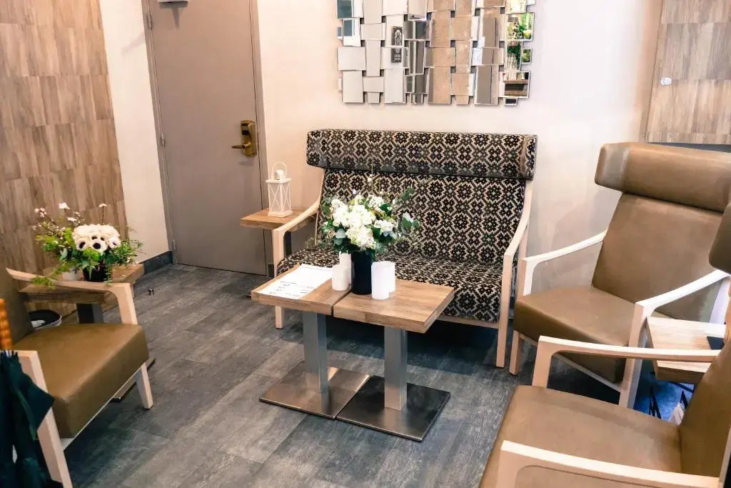 Photo - Prince Albert Wagram