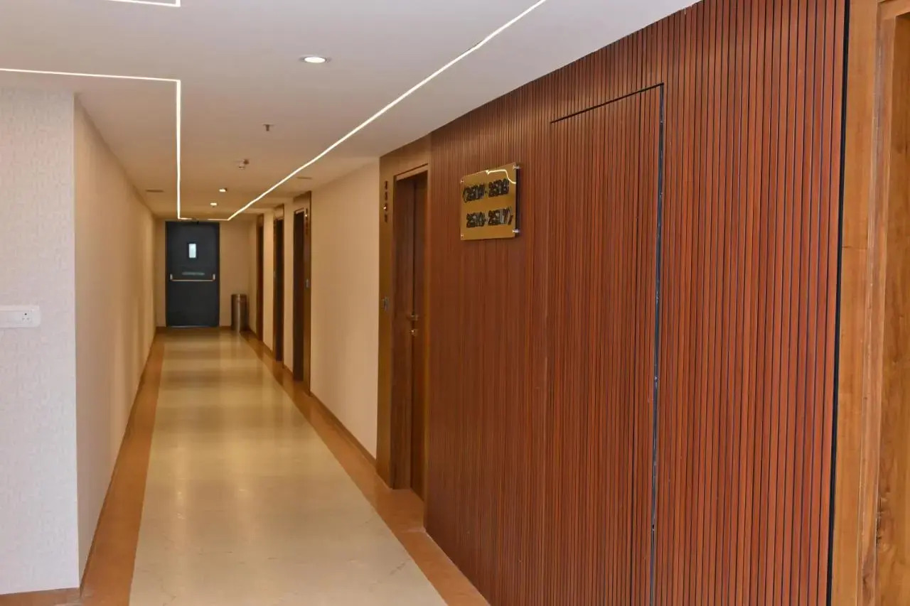 Foto - Grand Manor Suites