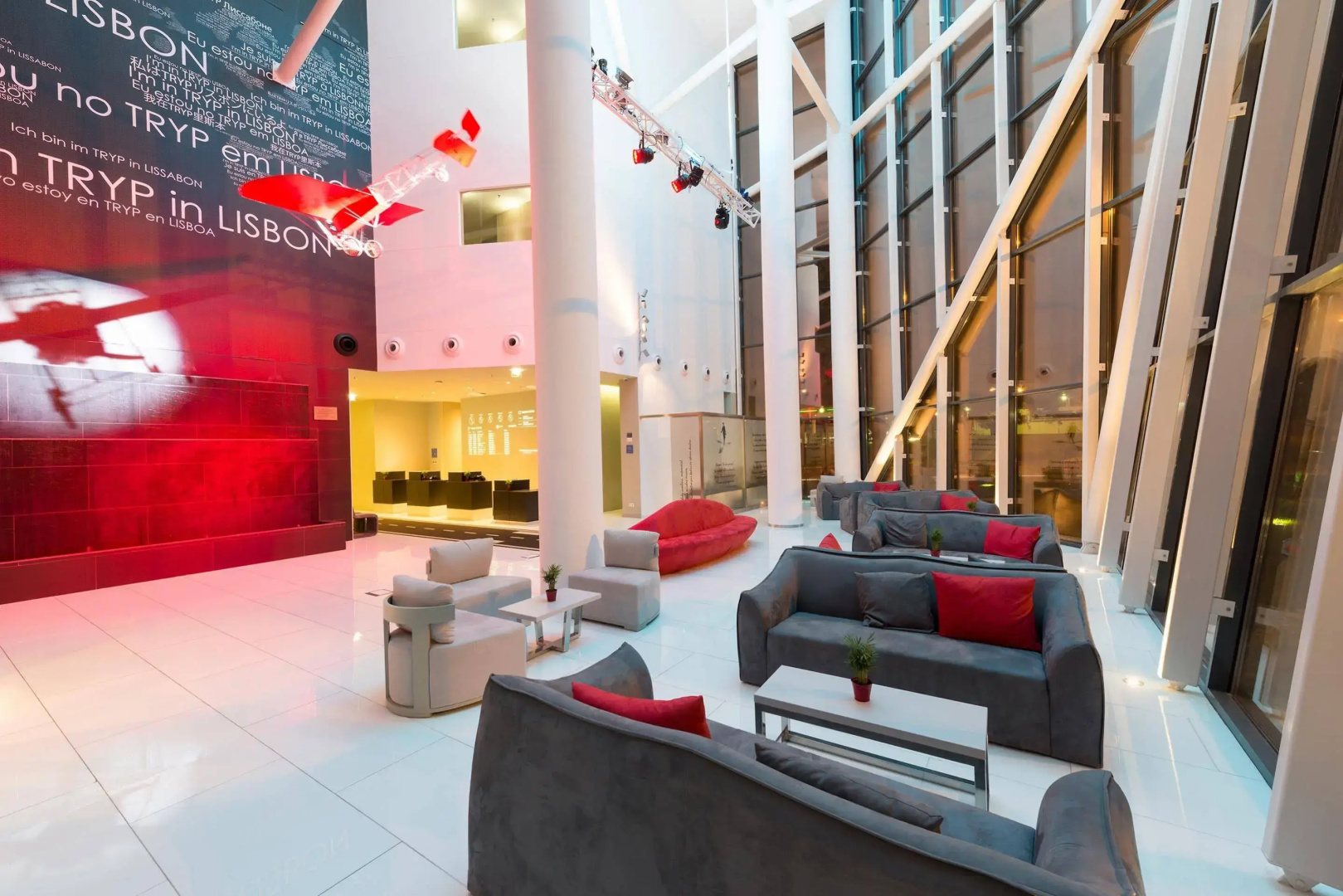 Photo - Meliá Lisboa Aeroporto