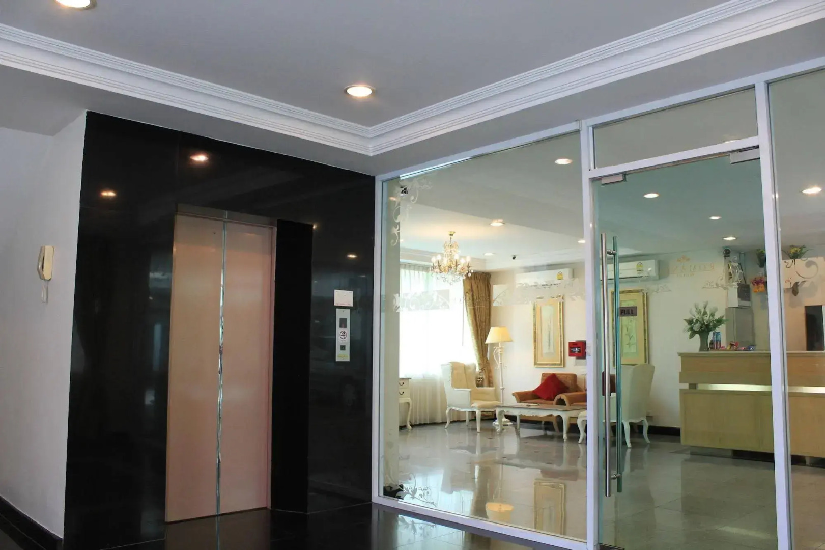 Photo - Romance Hotel Bangna