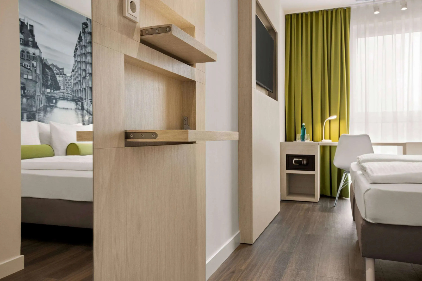 Photo - Premier Inn Hamburg City Berliner Tor