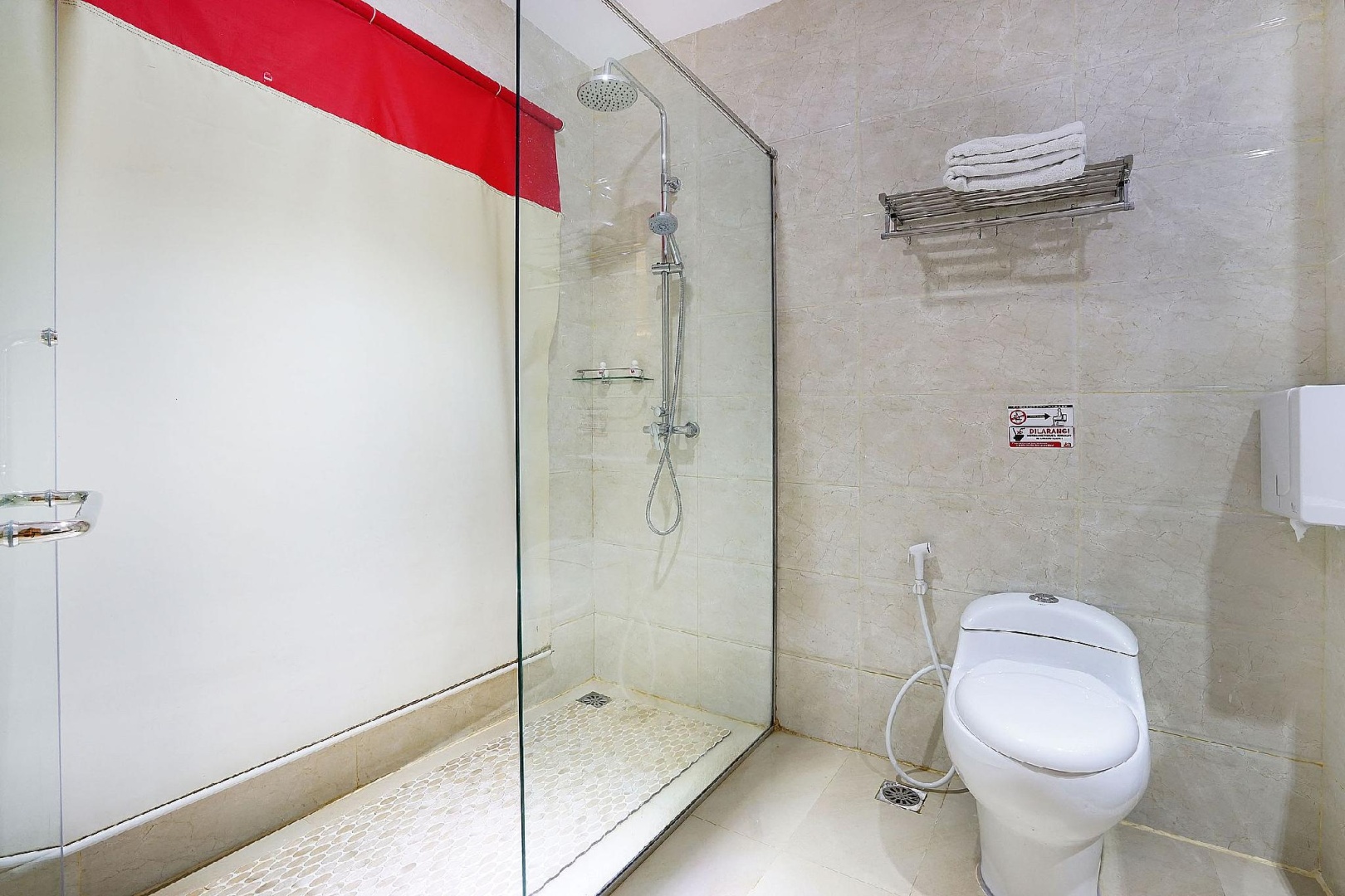ZEN Rooms Near BCS Mall Penuin