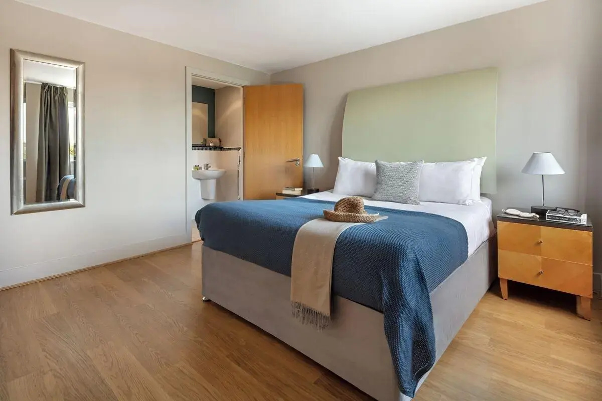 Photo - Marlin Apartments Commercial Road - Limehouse