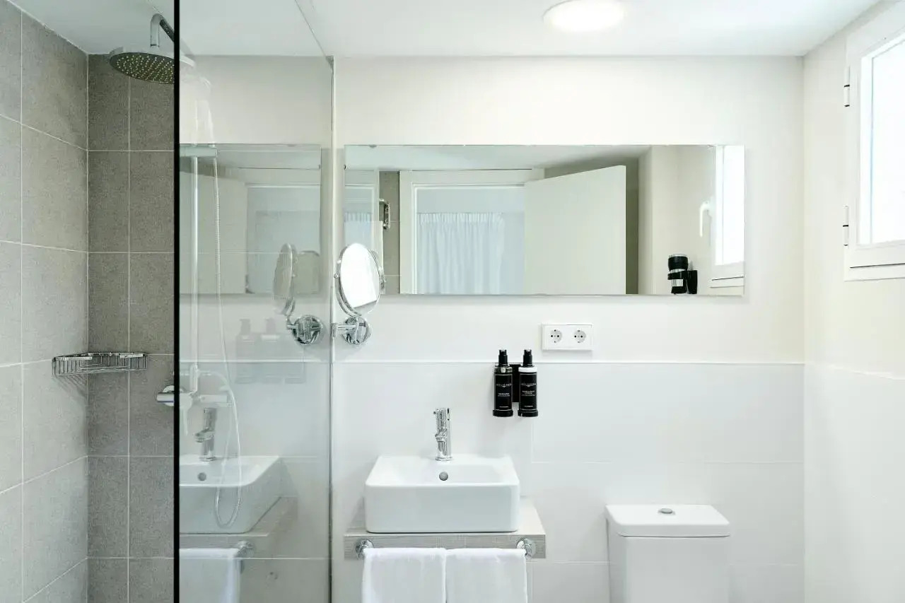 Photo - Exe Portals Nous