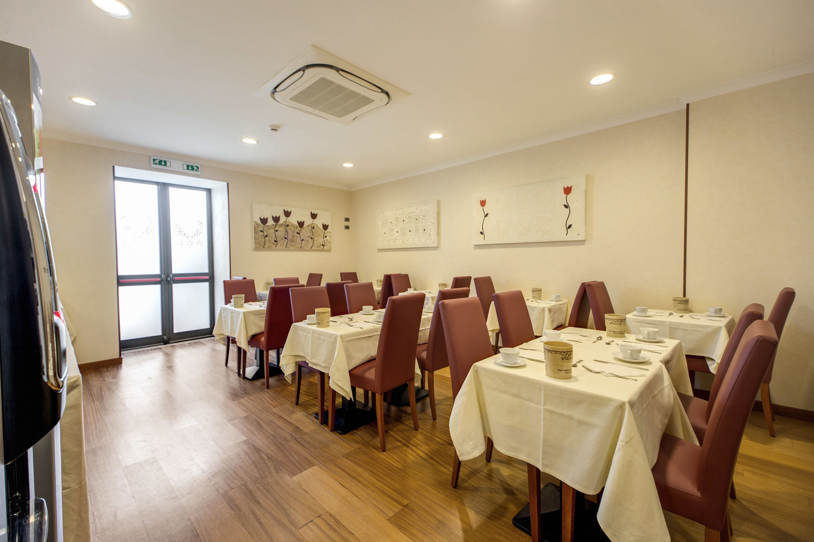 Photo - Romoli Hotel